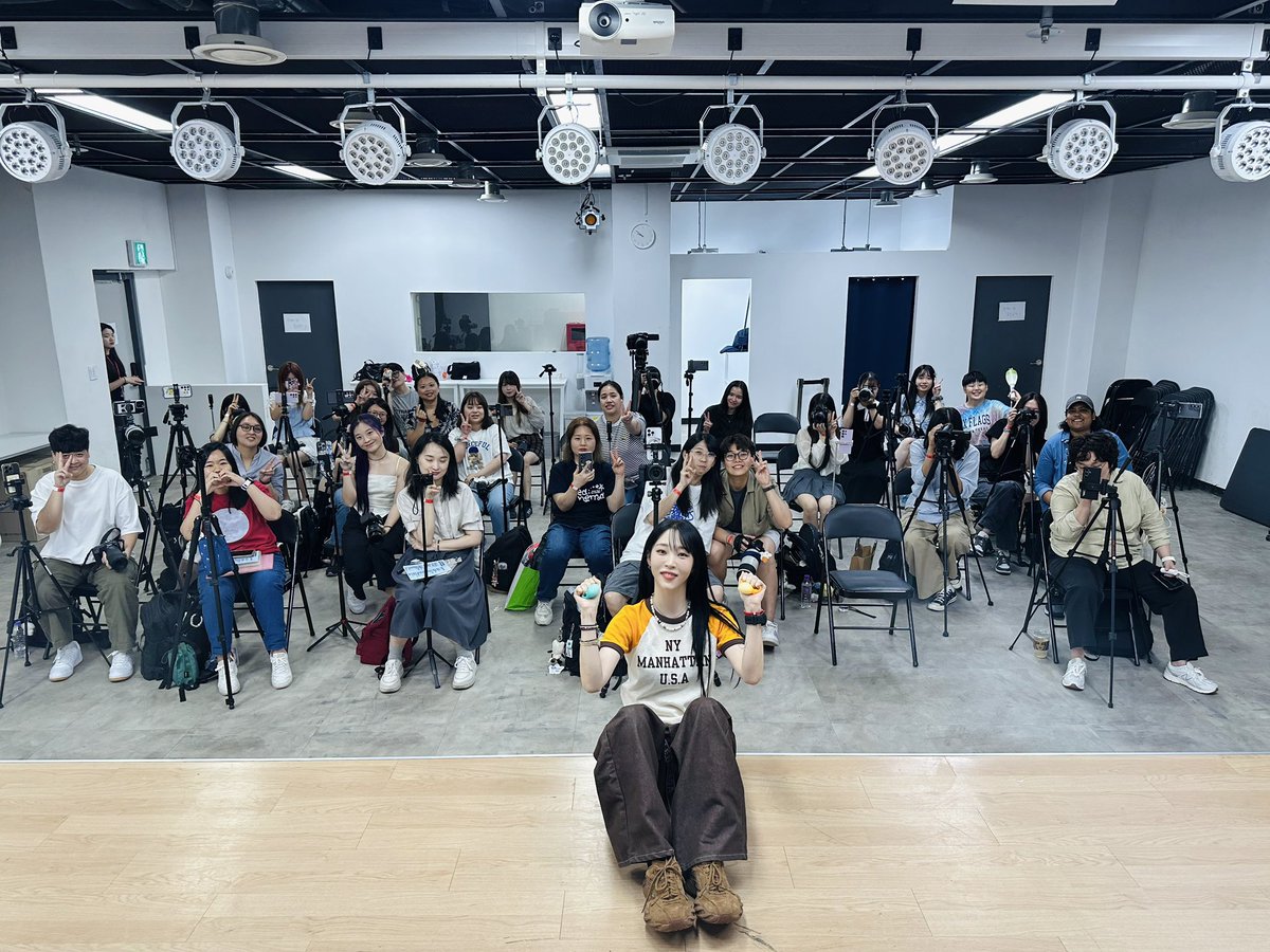 A moment captured by MAMAMOO's fan