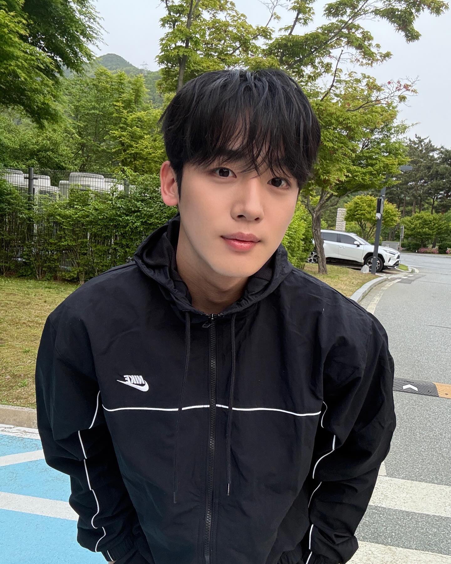 Potret di balik layar Kim Yohan (WEi)