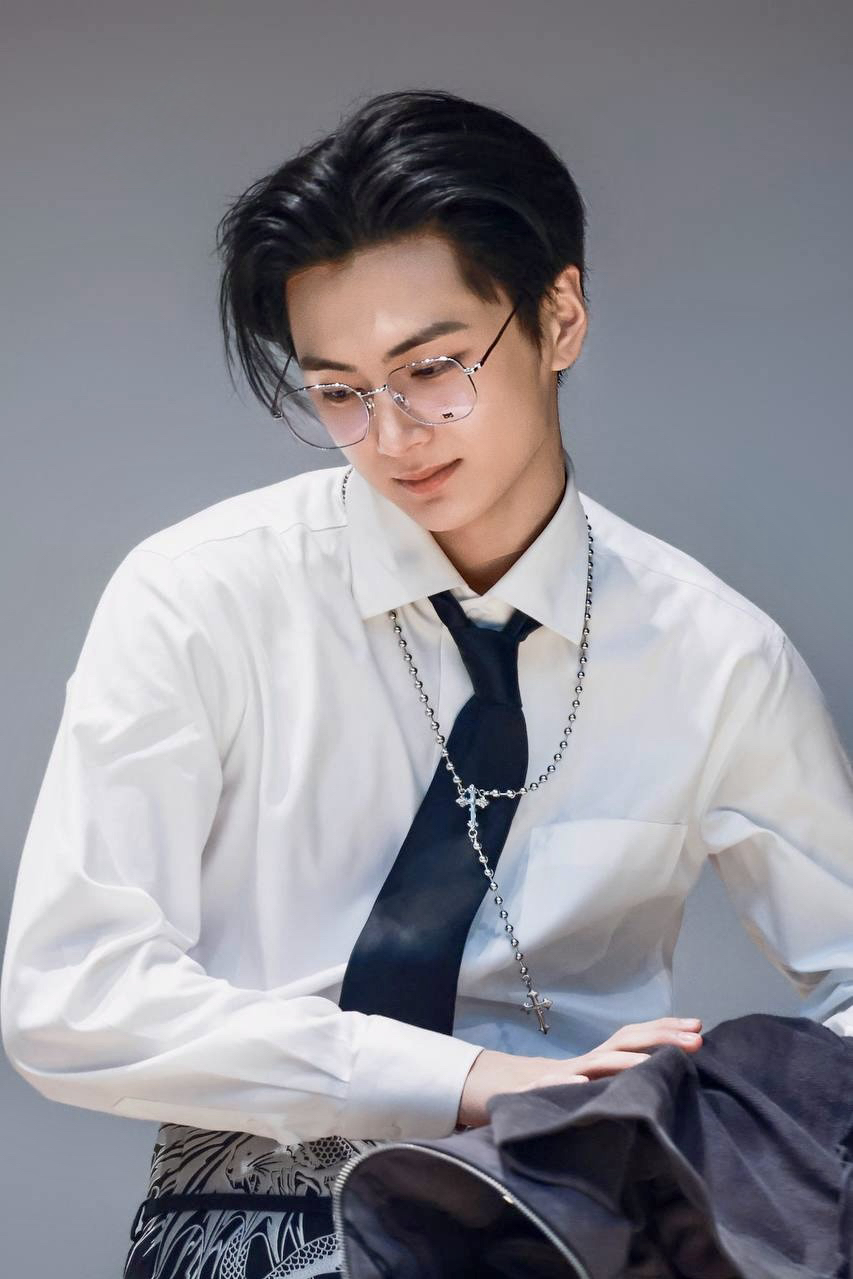Latest photo of Jay (ENHYPEN)