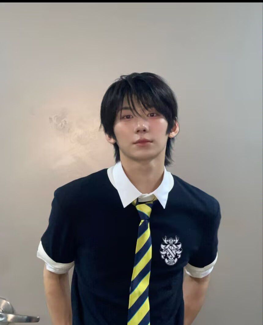 Behind-the-scenes cut of Park Han (AHOF)