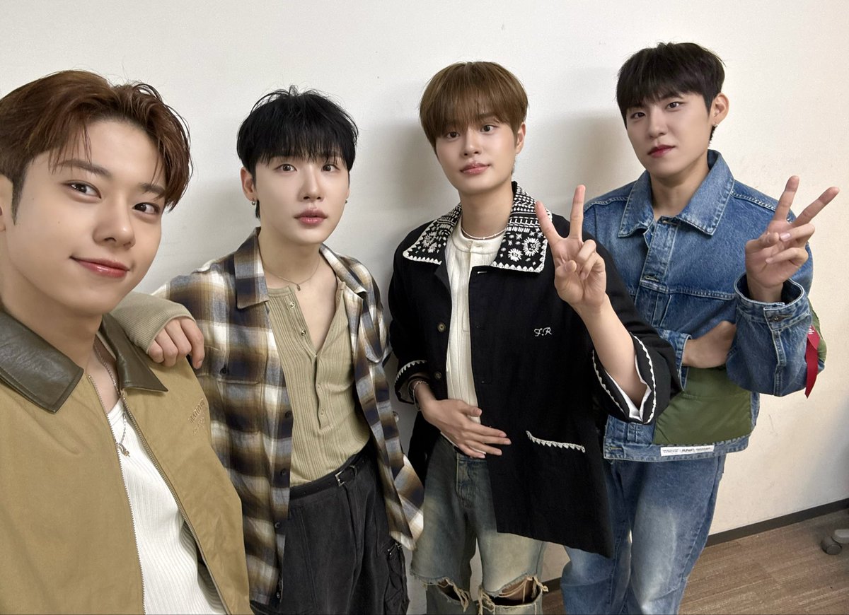 Behind-the-scenes cut of AB6IX