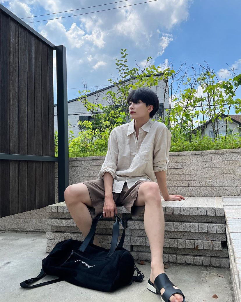 Recent activity shot of Jeonghan (SEVENTEEN)