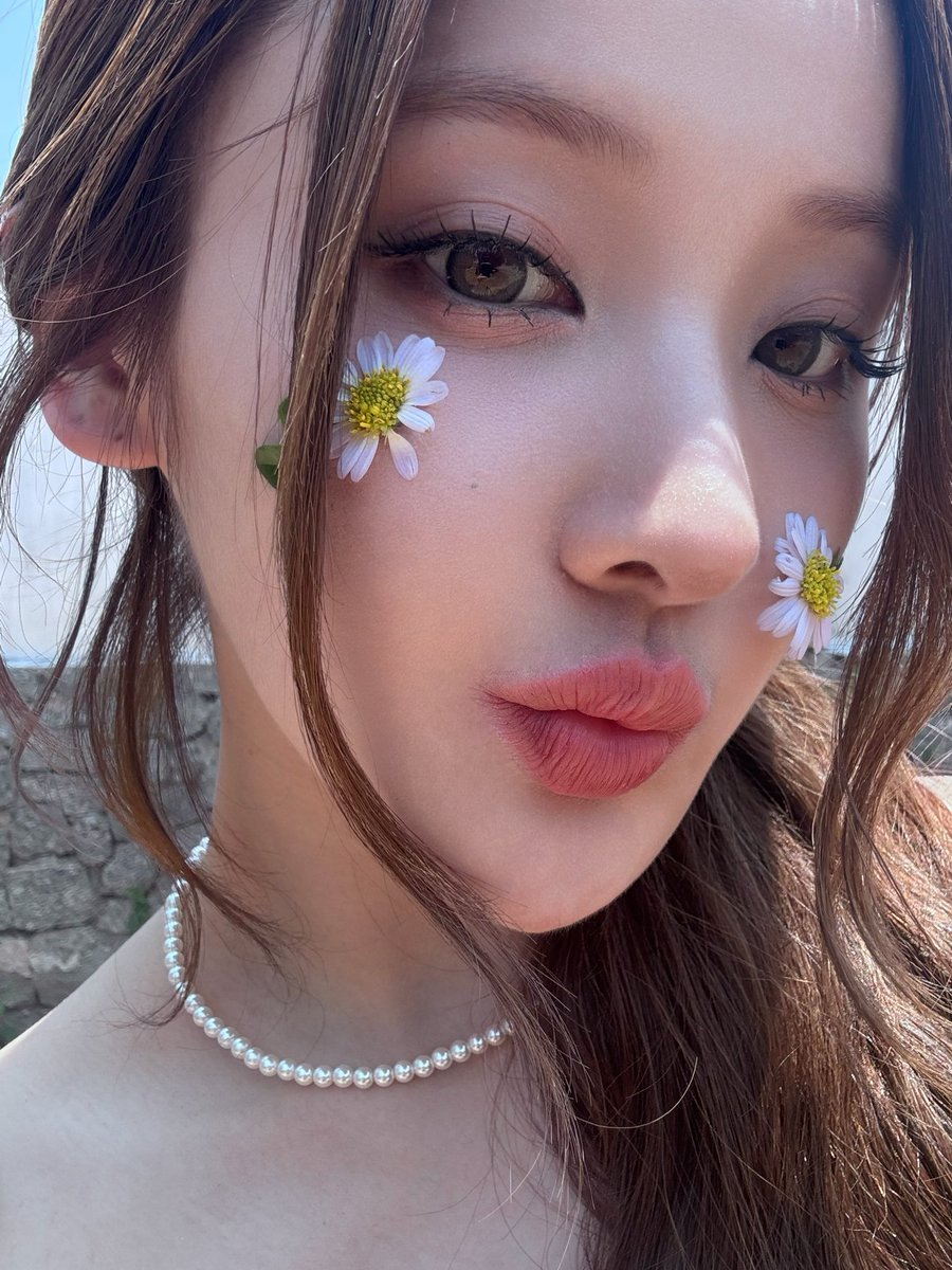 A moment captured by KISS OF LIFE's fan