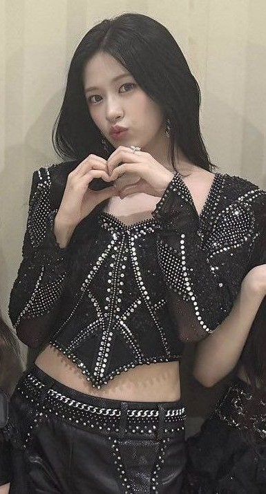 안유진 (IVE)의 최신 사진