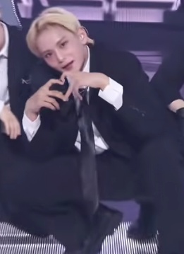 A moment captured by Zayyan (XODIAC)'s fan