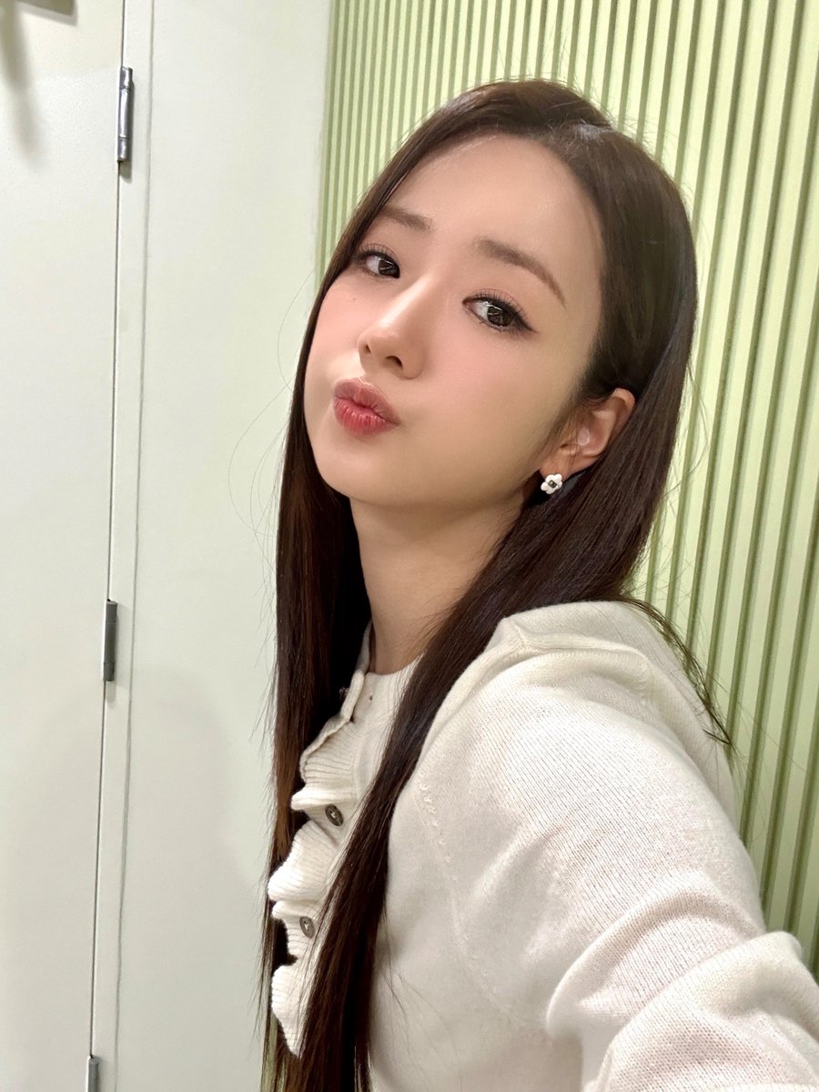 Apinkの最近の活動写真