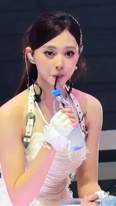 Fandom-recommended wallpaper image of Tzuyu (TWICE)