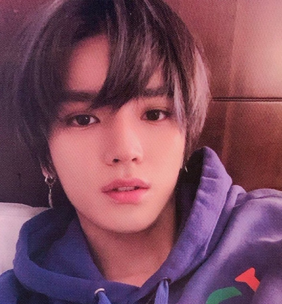 태용 (NCT 127)의 최신 사진