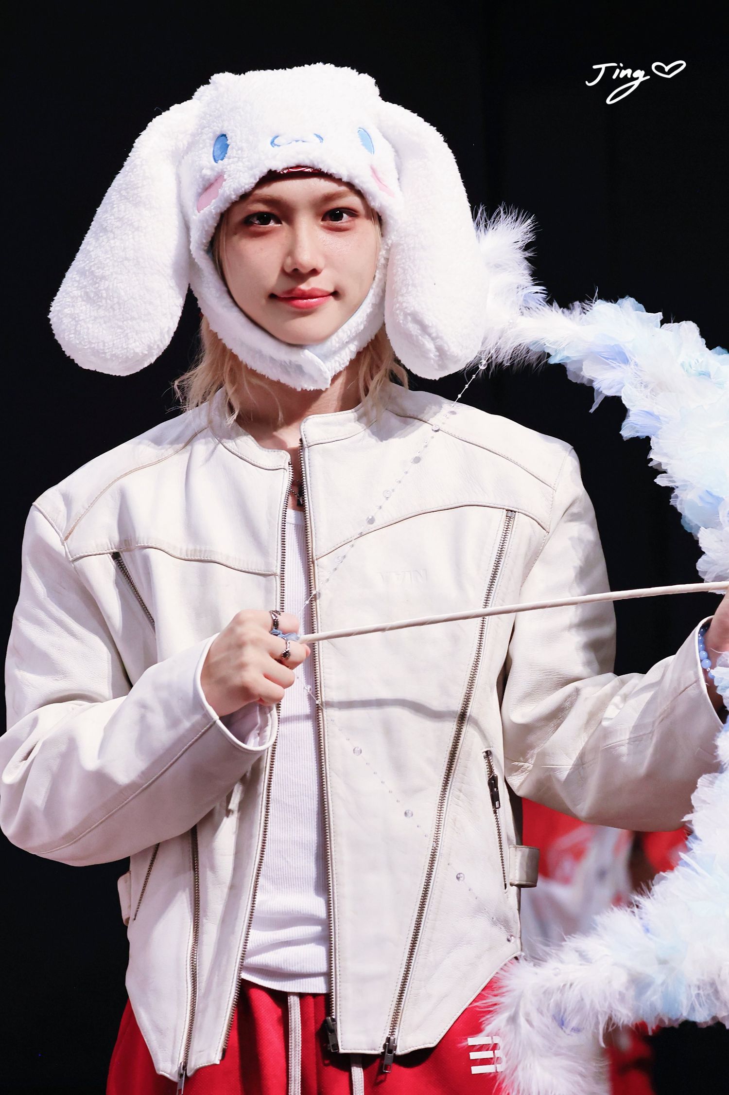 Latest photo of Felix (Stray Kids)