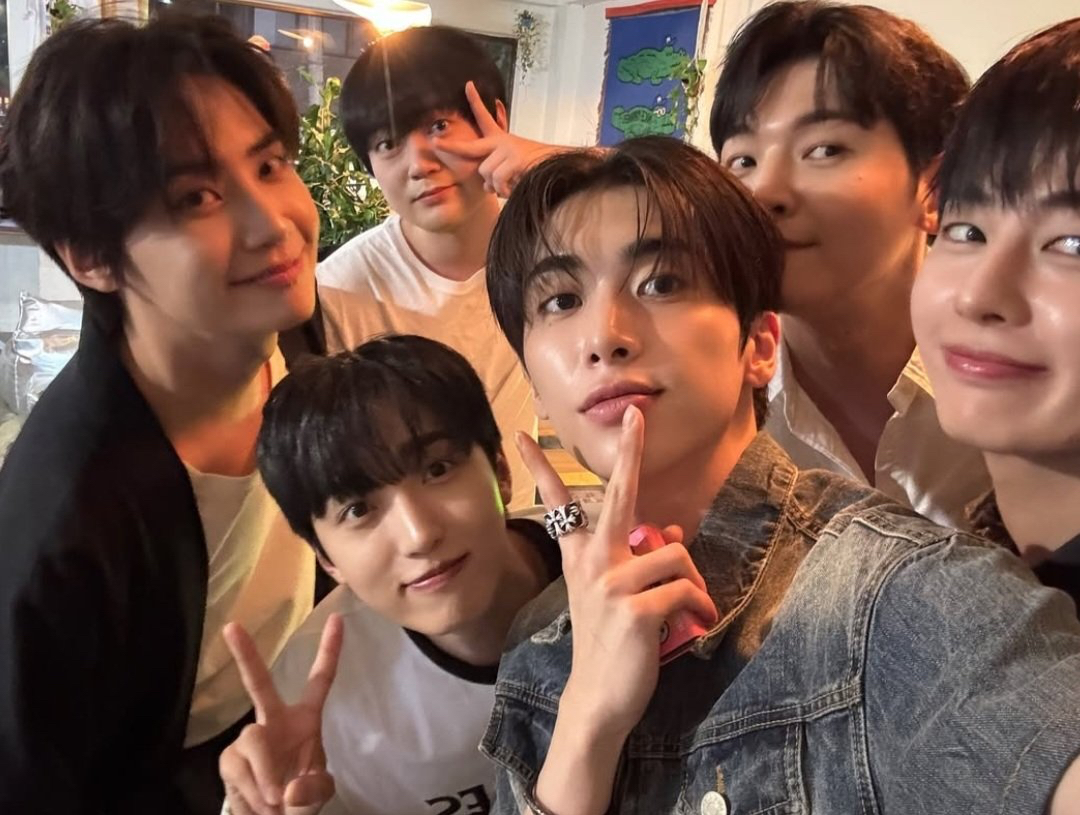 Behind-the-scenes cut of UP10TION
