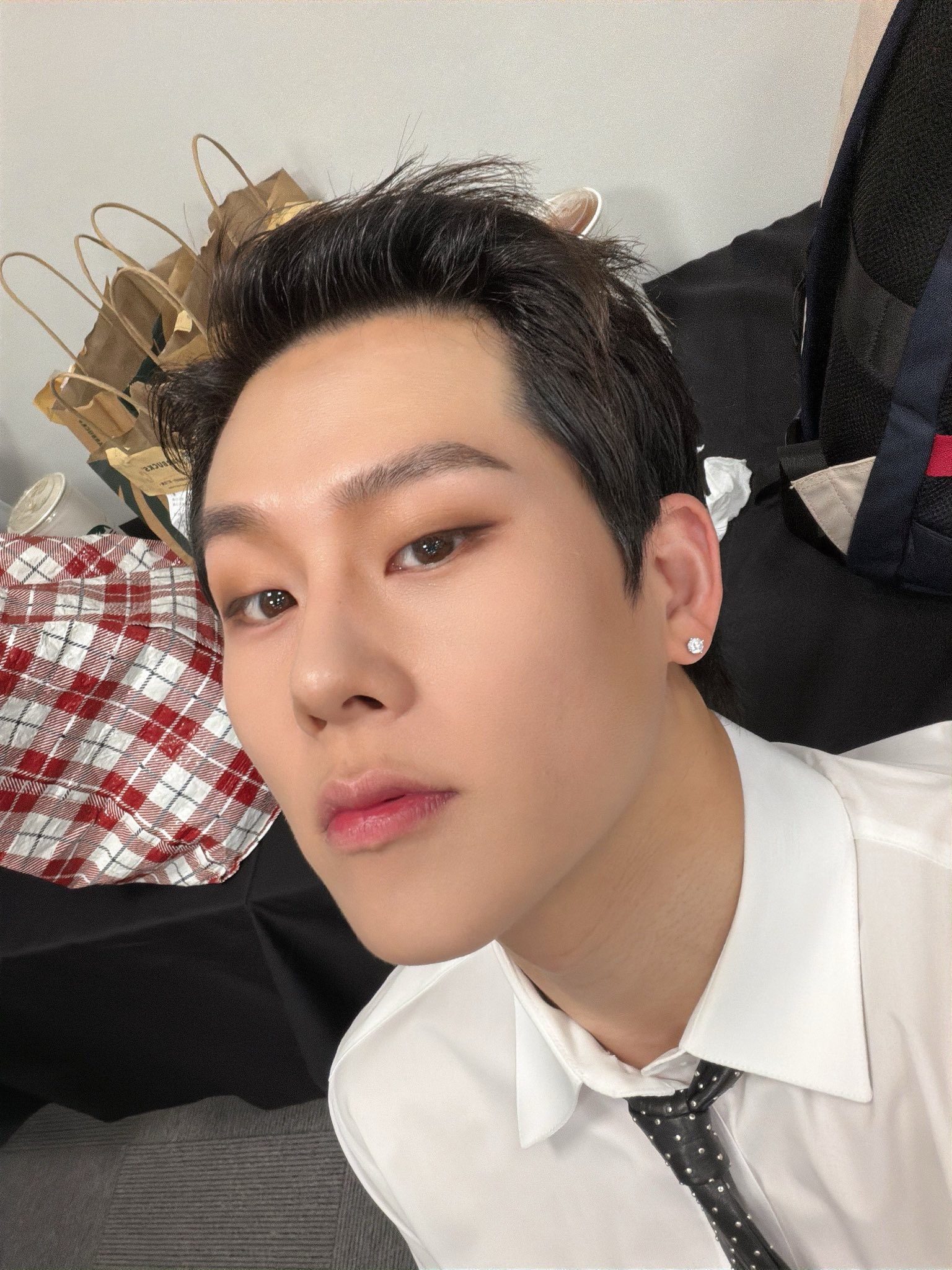 周宪 (MONSTA X)的最新照片