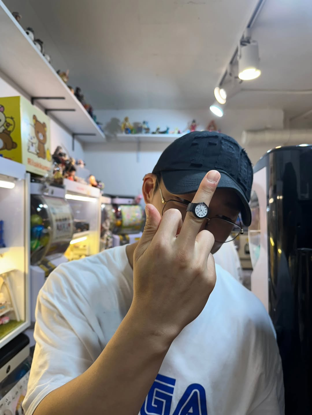 Behind-the-scenes cut of BOBBY (iKON)