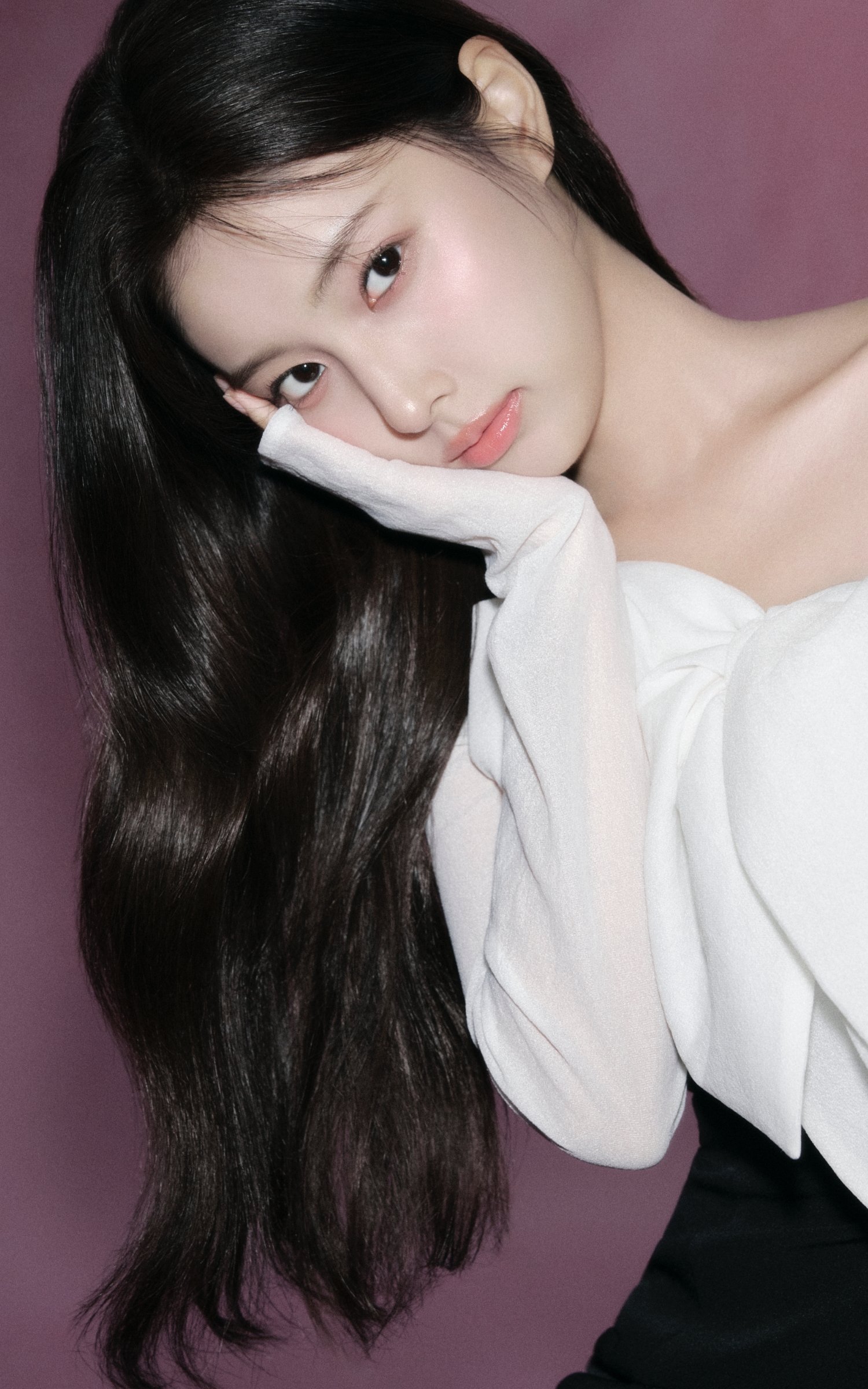 Recent activity shot of Kang Hyewon