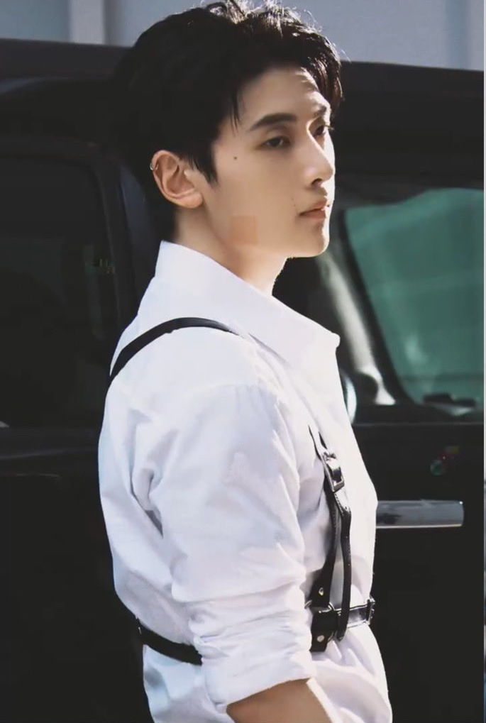 Recent activity shot of Seok Matthew (ZEROBASEONE)