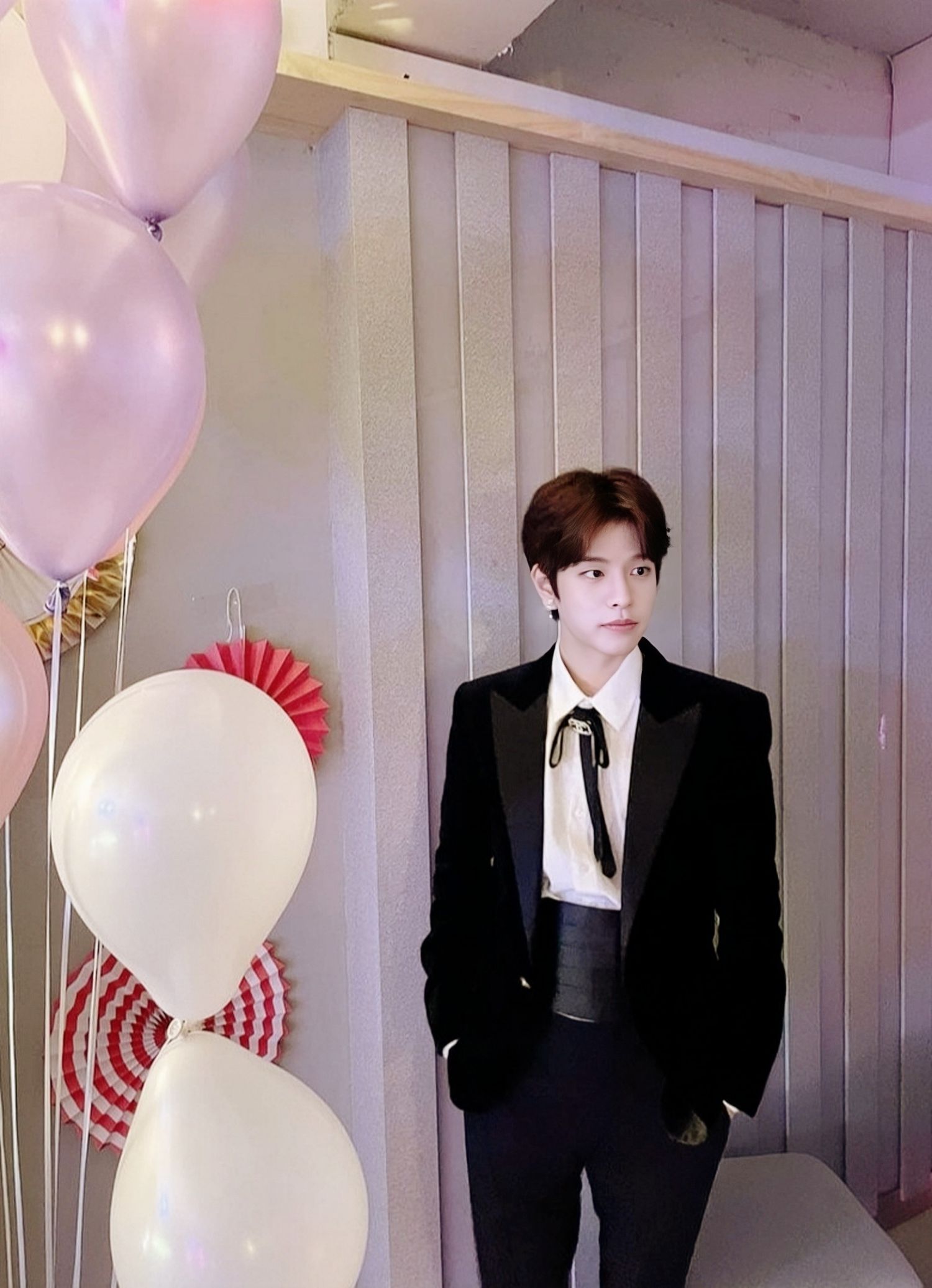 Latest photo of Seungmin (Stray Kids)