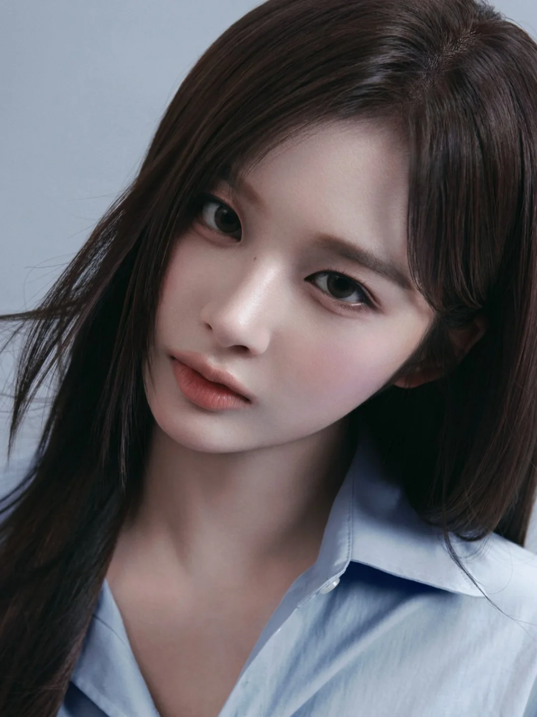 Recent activity shot of NMIXX