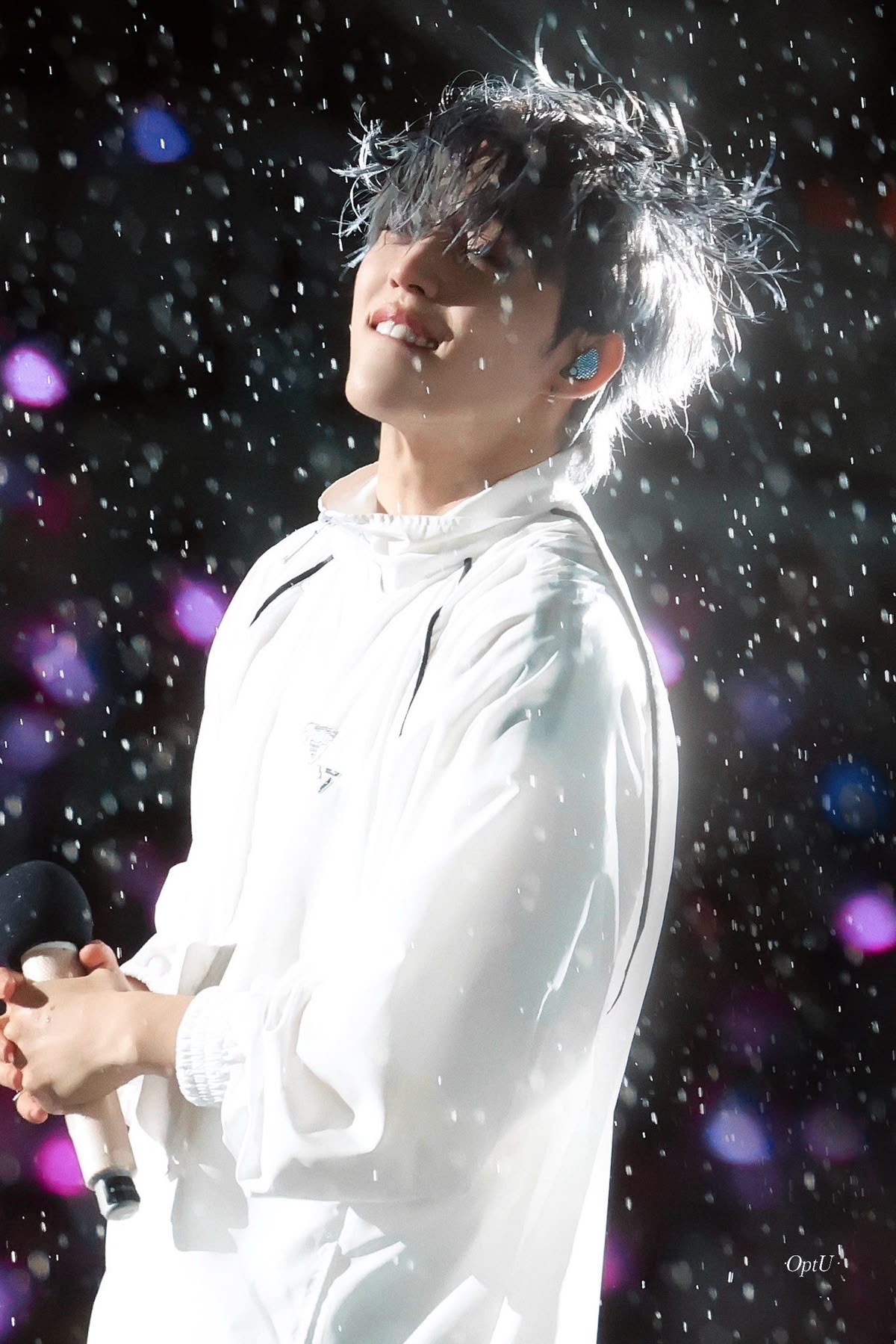 Recent activity shot of S.Coups (SEVENTEEN)