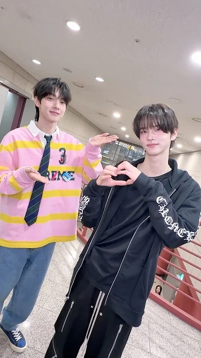 K-POP posts beloved by 최립우 fans