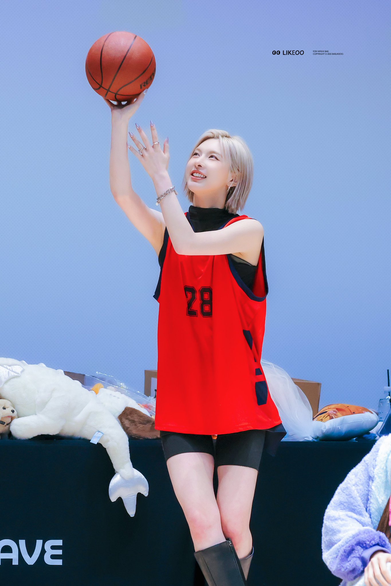 Recent activity shot of NMIXX