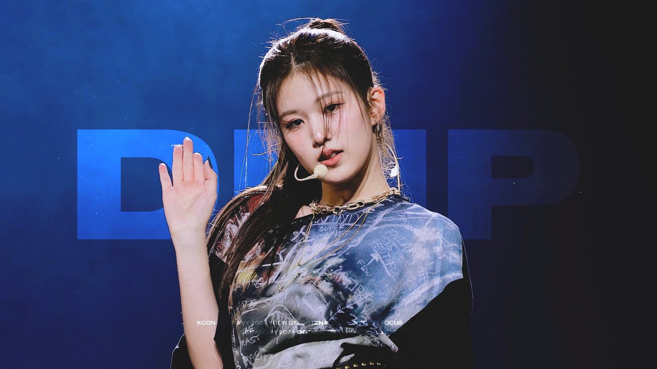 Behind-the-scenes cut of Yoon Jiyoon (izna)