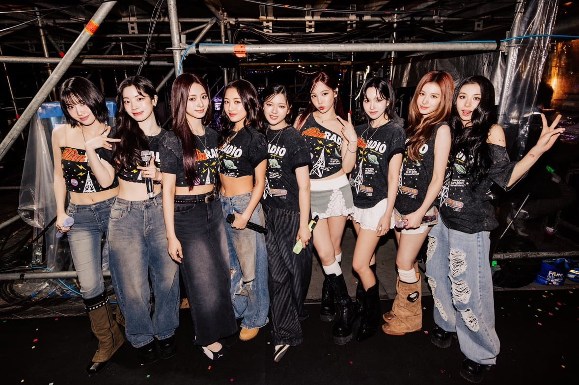 A moment captured by Momo (TWICE)'s fan