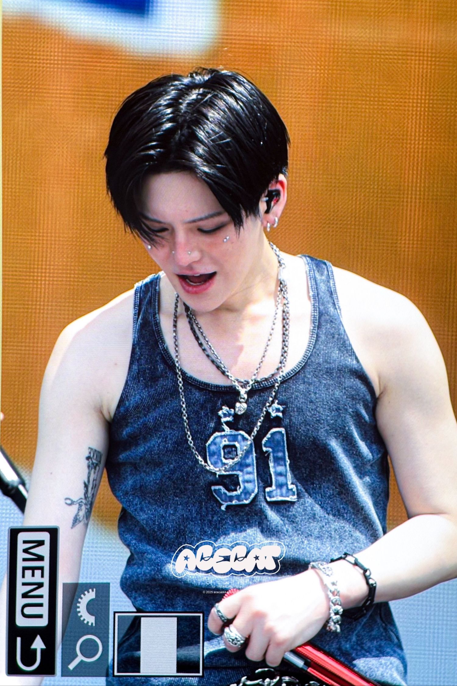 A moment captured by Yoshi (TREASURE)'s fan