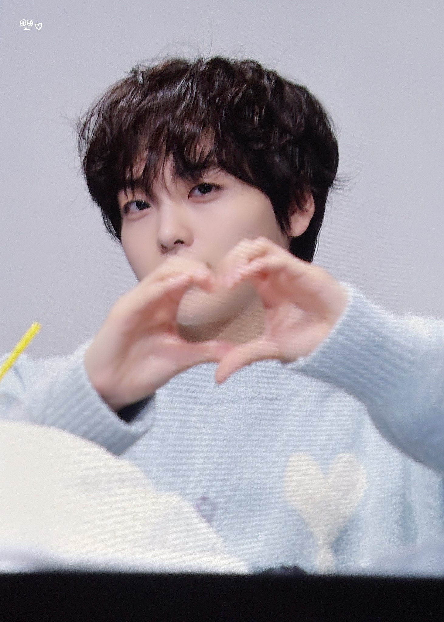 Behind-the-scenes cut of Hyeongjun (CRAVITY)