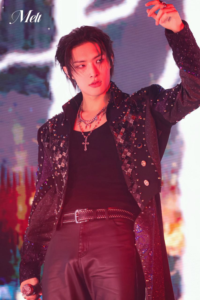 Behind-the-scenes cut of Mingi (ATEEZ)