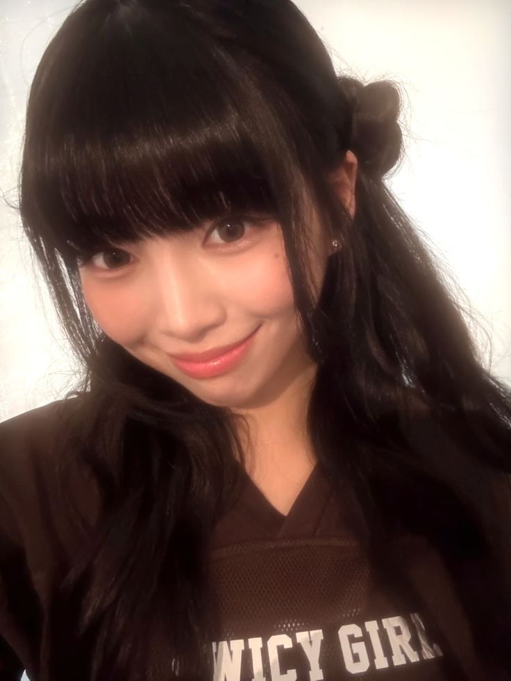 Behind-the-scenes cut of Nana (UNIS)