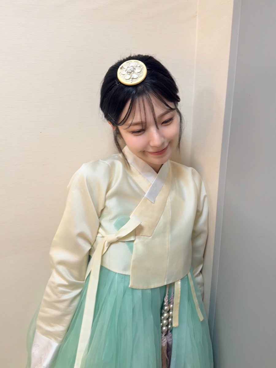 Recent activity shot of fromis (9)