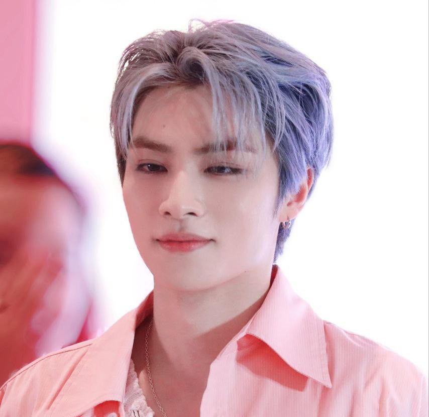 肖德俊 (WayV)粉丝拍下的瞬间