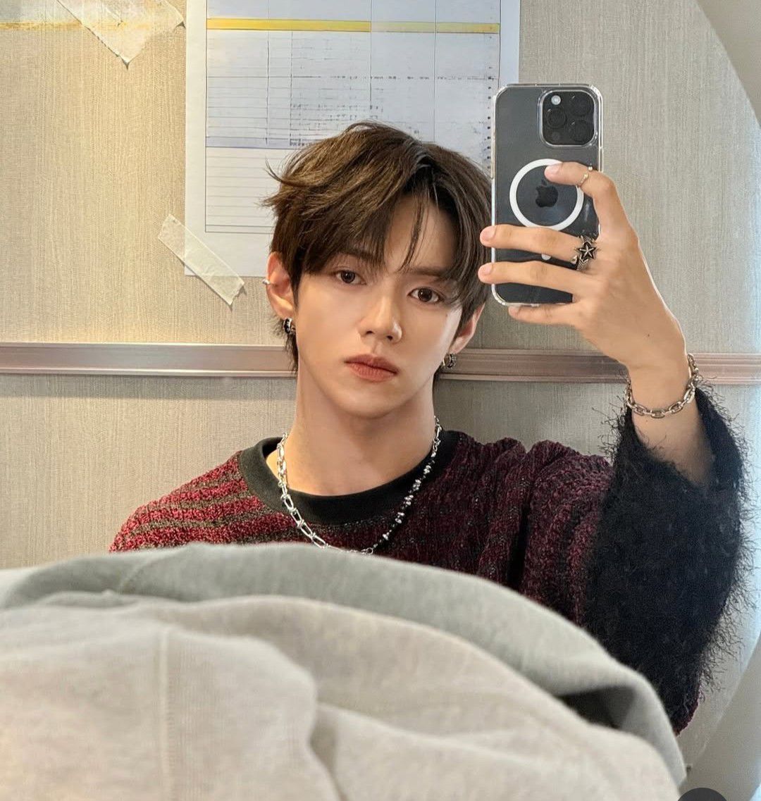 Recent activity shot of JL (AHOF)