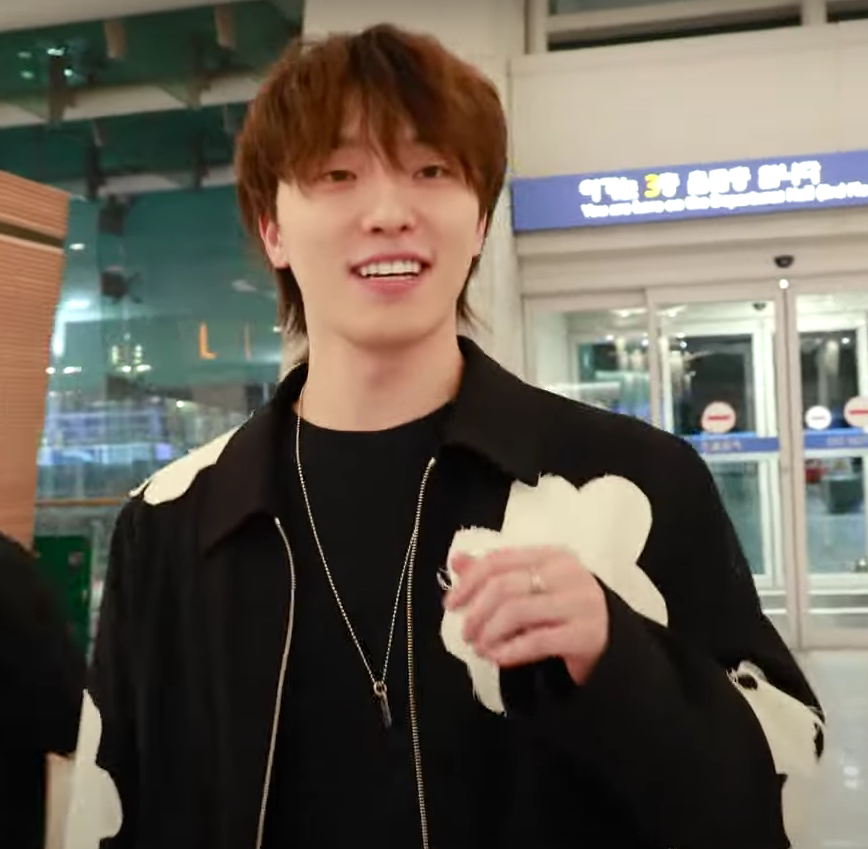 Recent activity shot of Dino (SEVENTEEN)