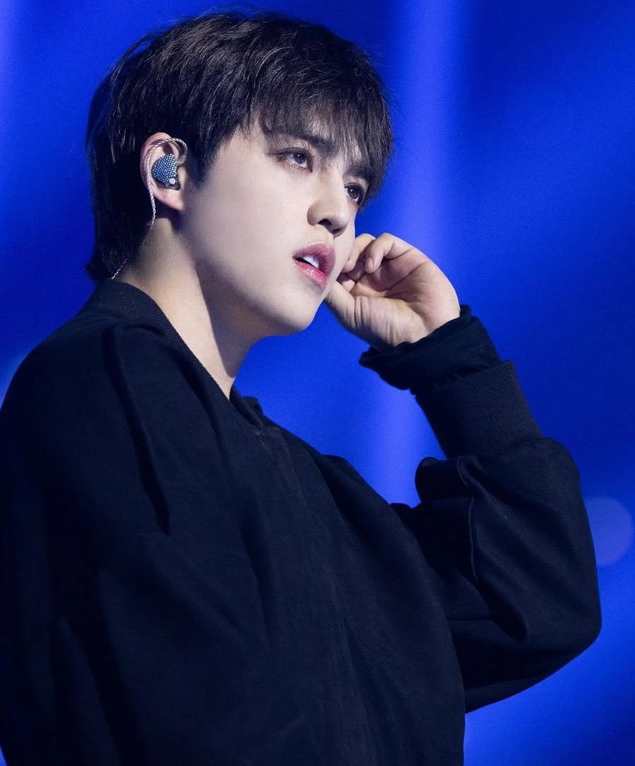 A moment captured by S.Coups (SEVENTEEN)'s fan