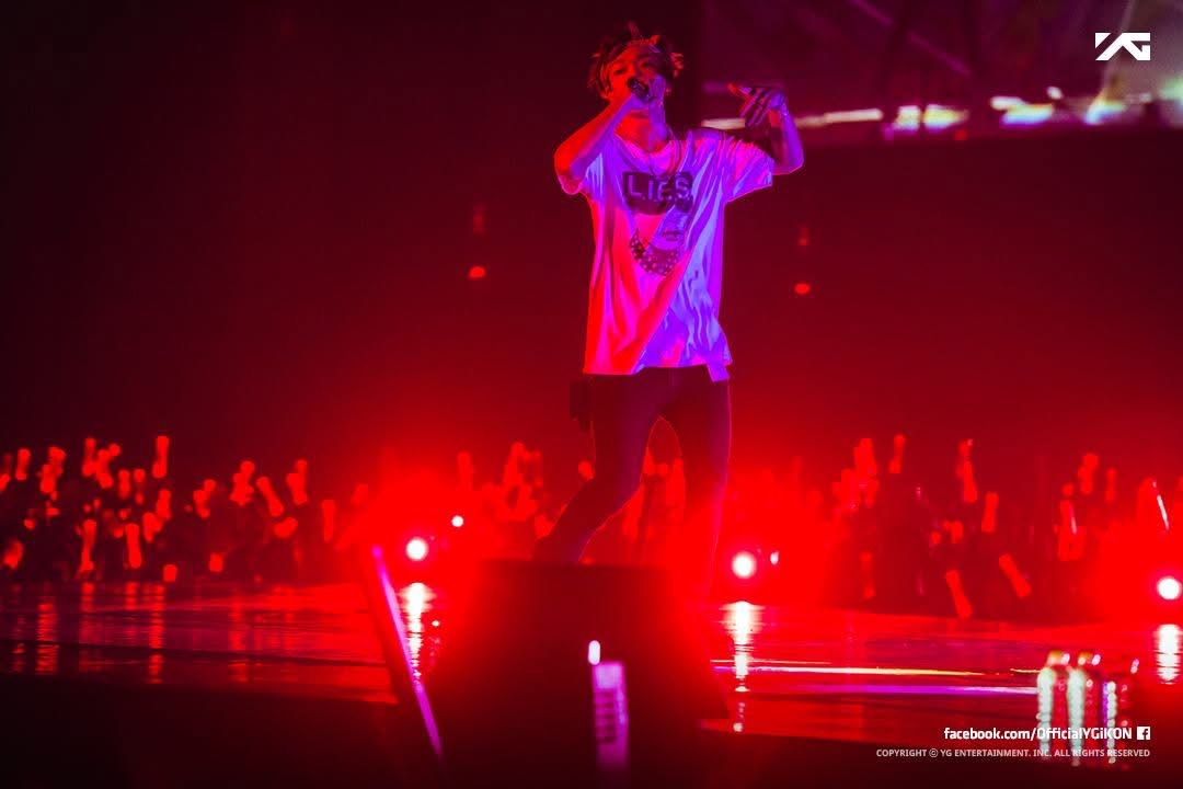 Recent activity shot of BOBBY (iKON)