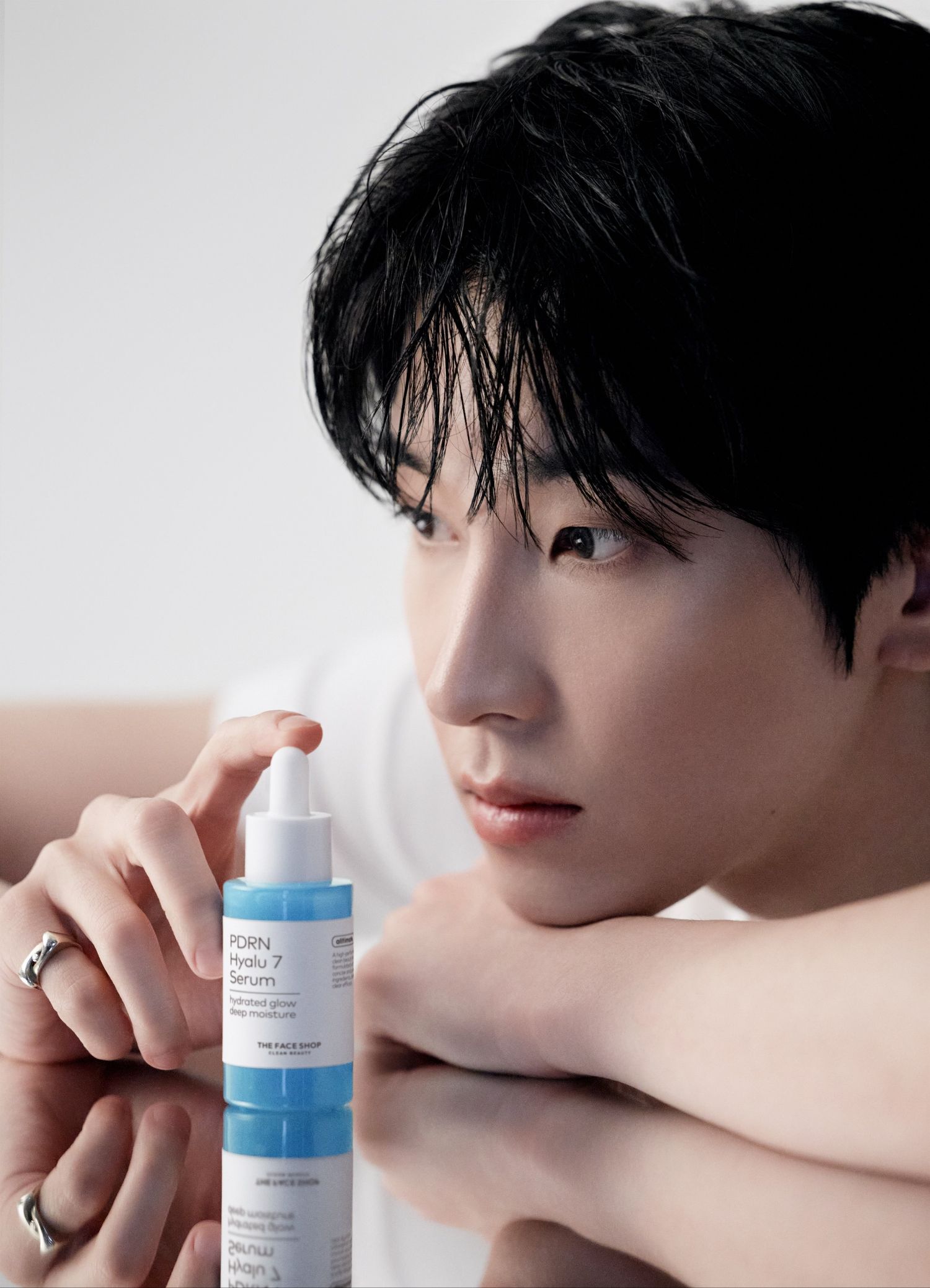 Recent activity shot of Wonwoo (SEVENTEEN)