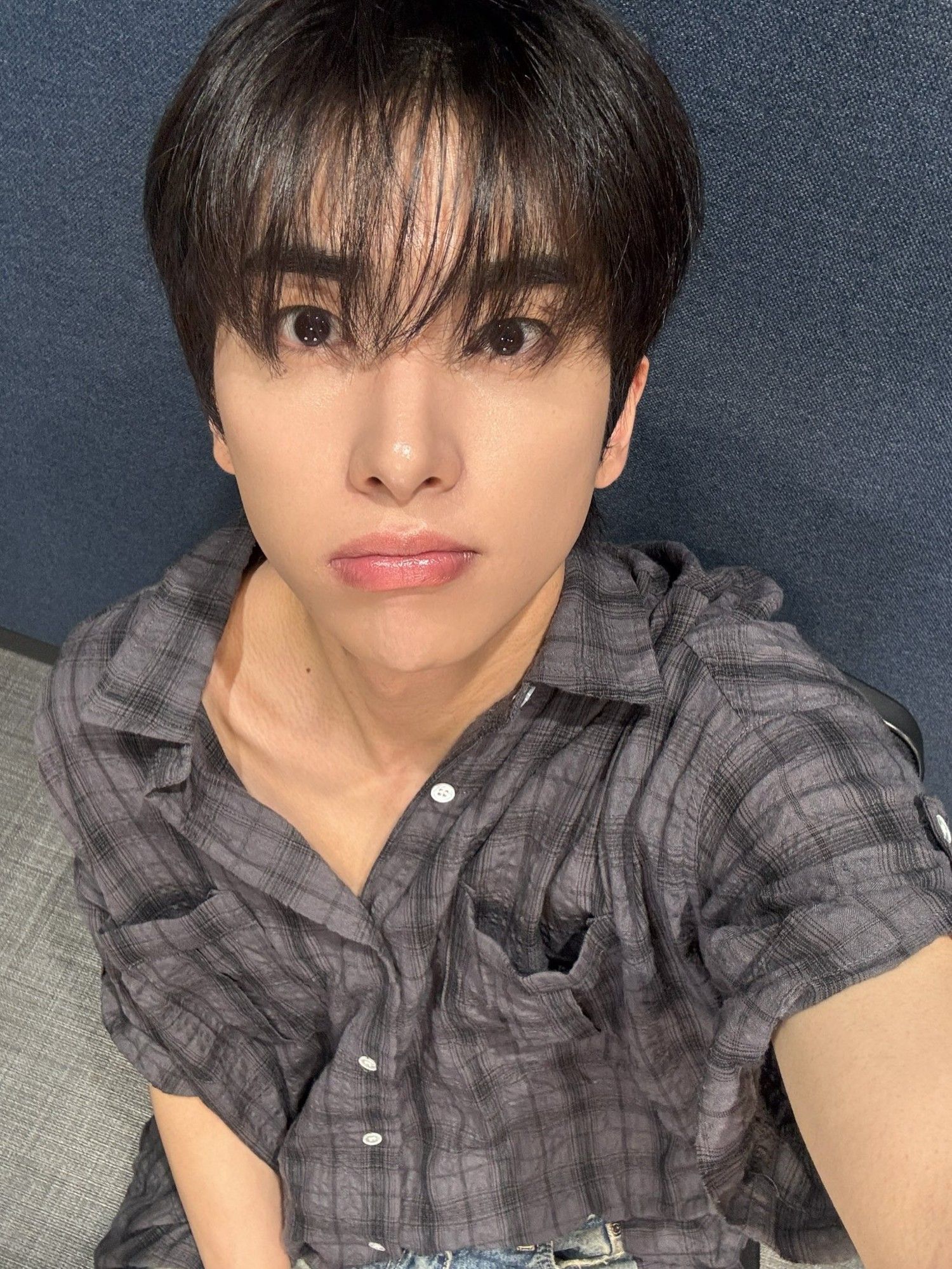 Behind-the-scenes cut of Xiao (UP10TION)