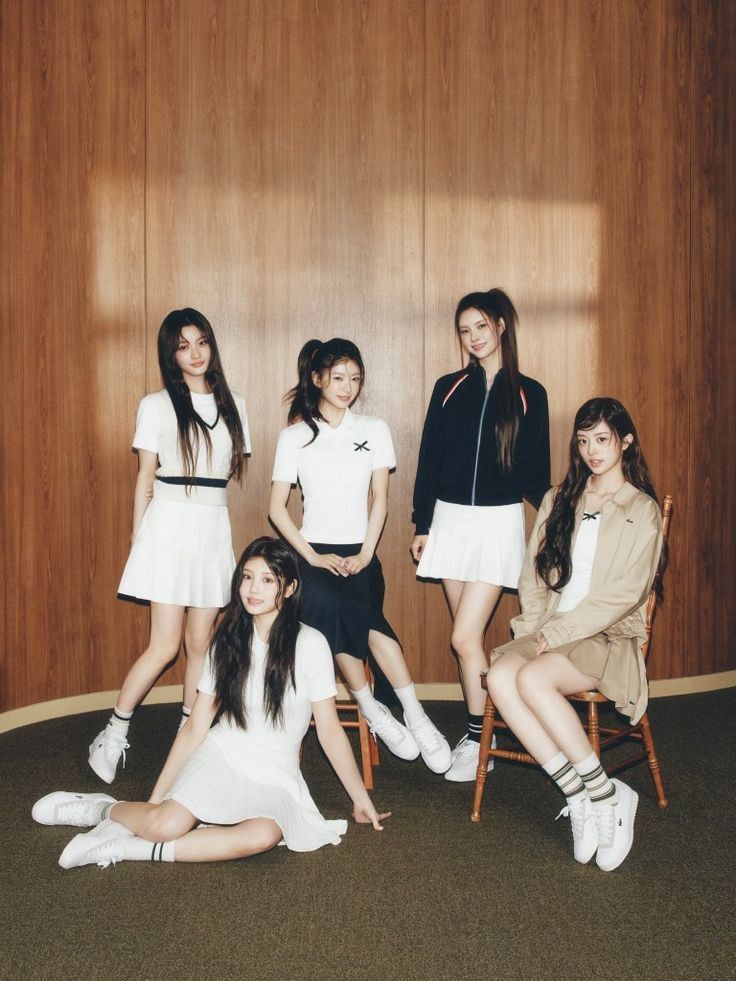 Recent activity shot of Wonhee (ILLIT)