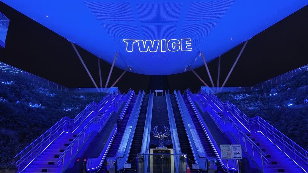 A moment captured by TWICE's fan