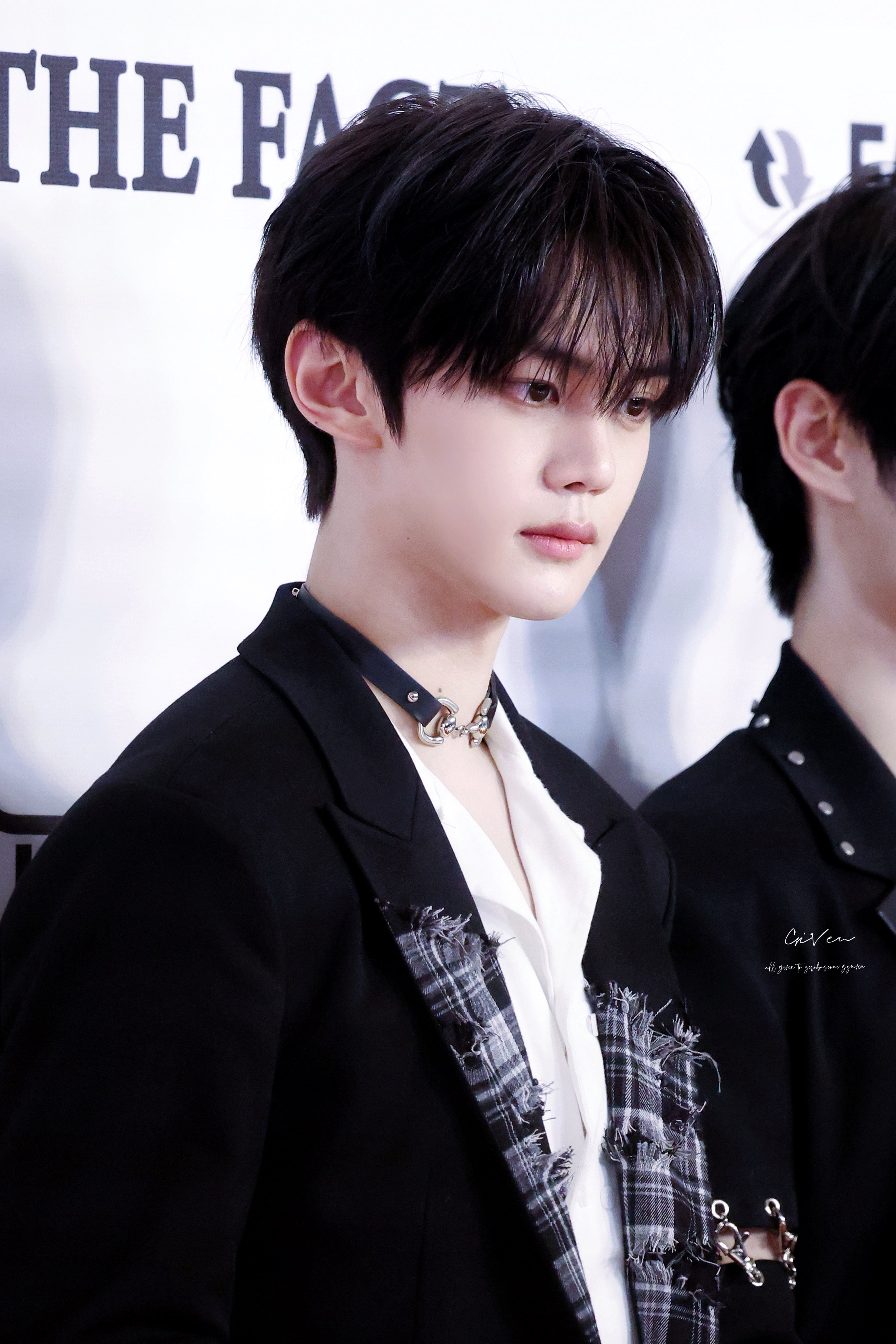 A moment captured by Kim Gyuvin (ZEROBASEONE)'s fan