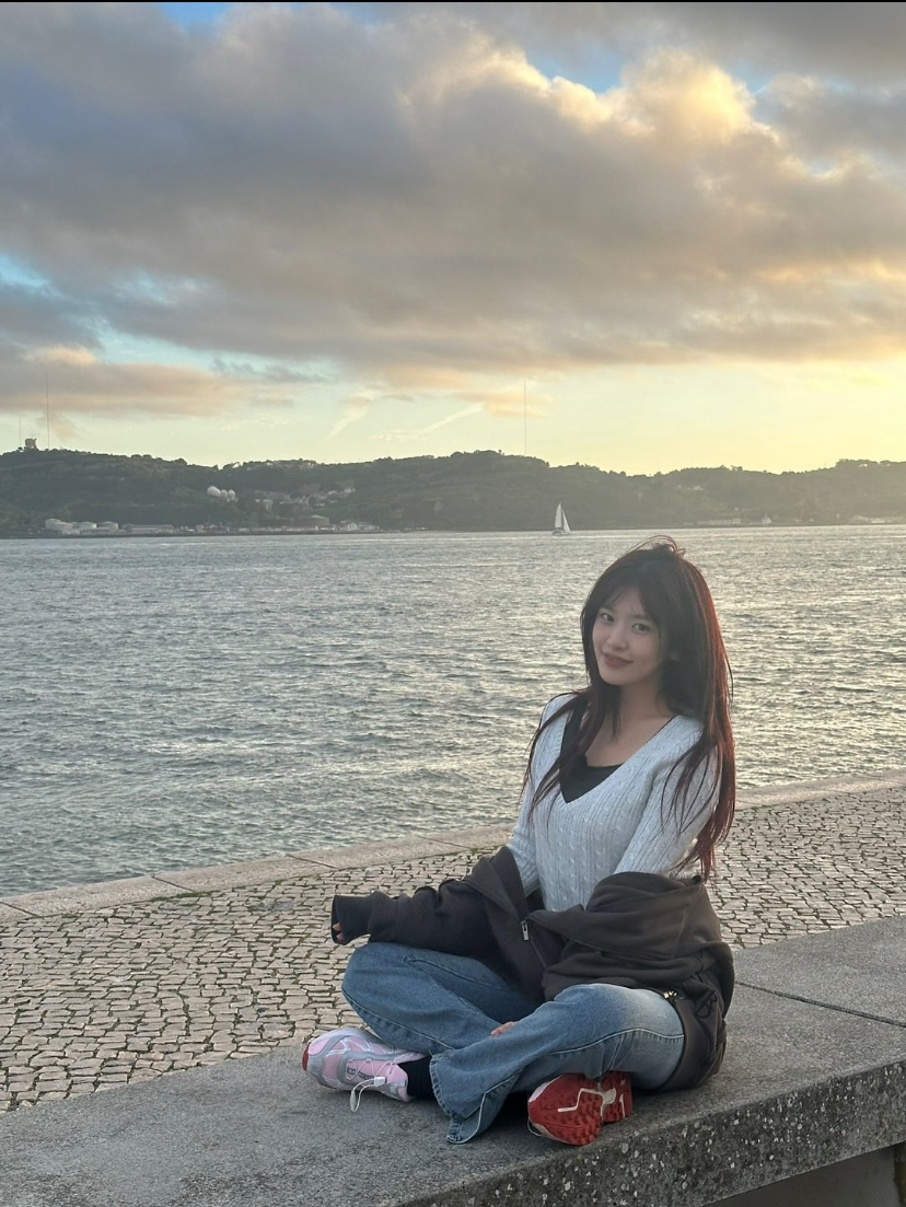 Latest photo of An Yujin (IVE)