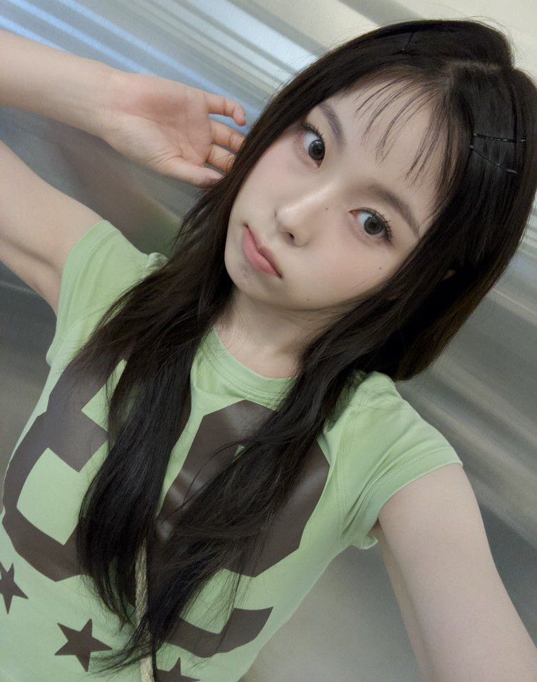 圭真 (NMIXX)的最新照片