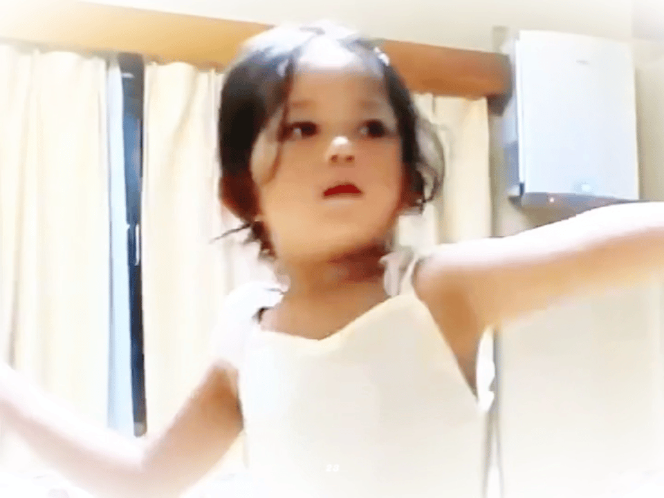 Latest photo of Rei (IVE)
