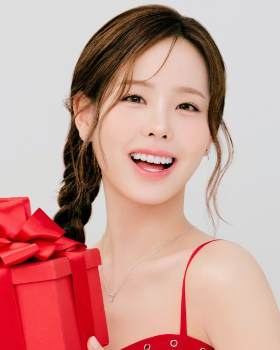 Mako (NiziU)的幕后花絮