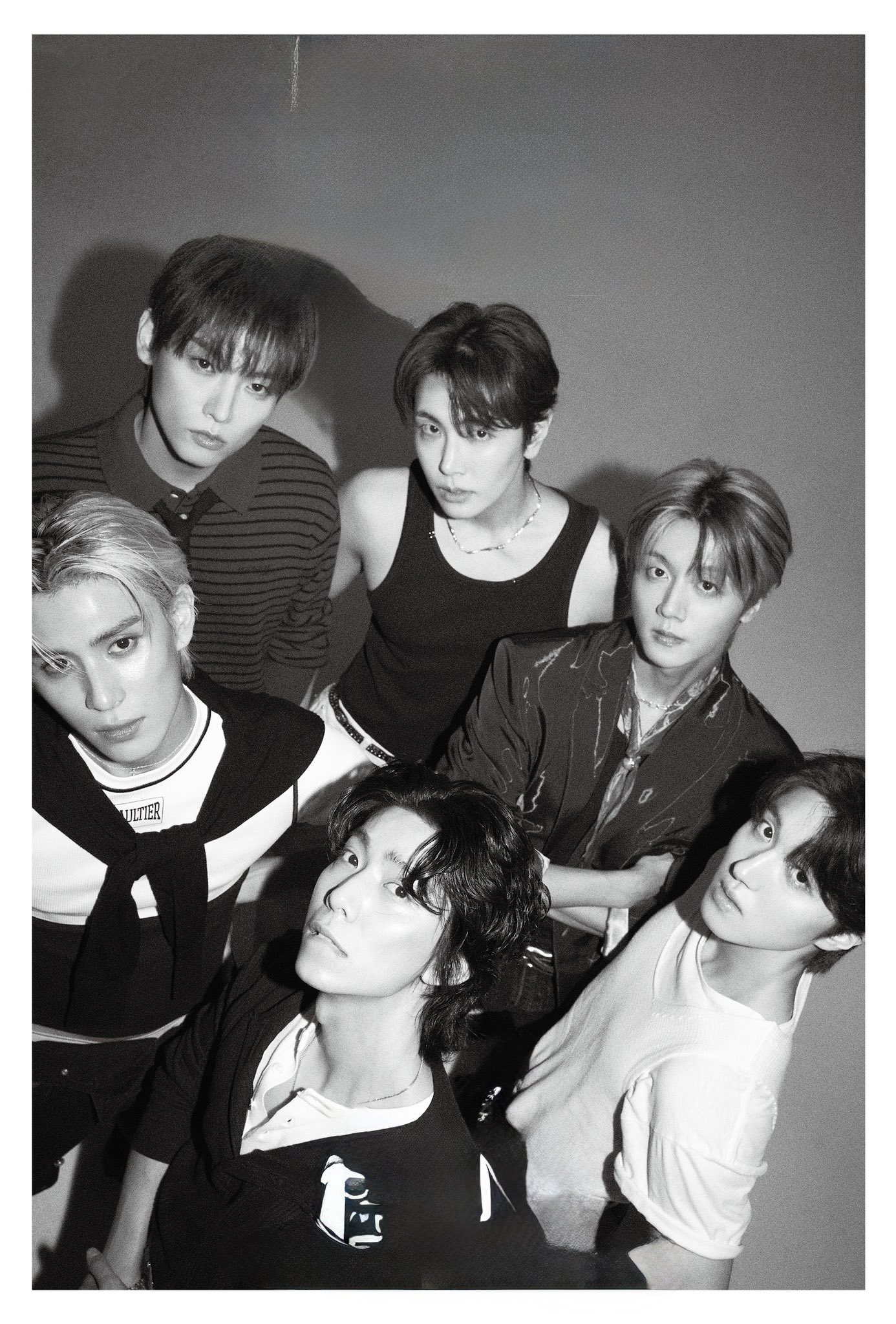 Behind-the-scenes cut of SF9