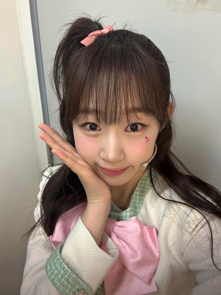 A moment captured by WJSN's fan