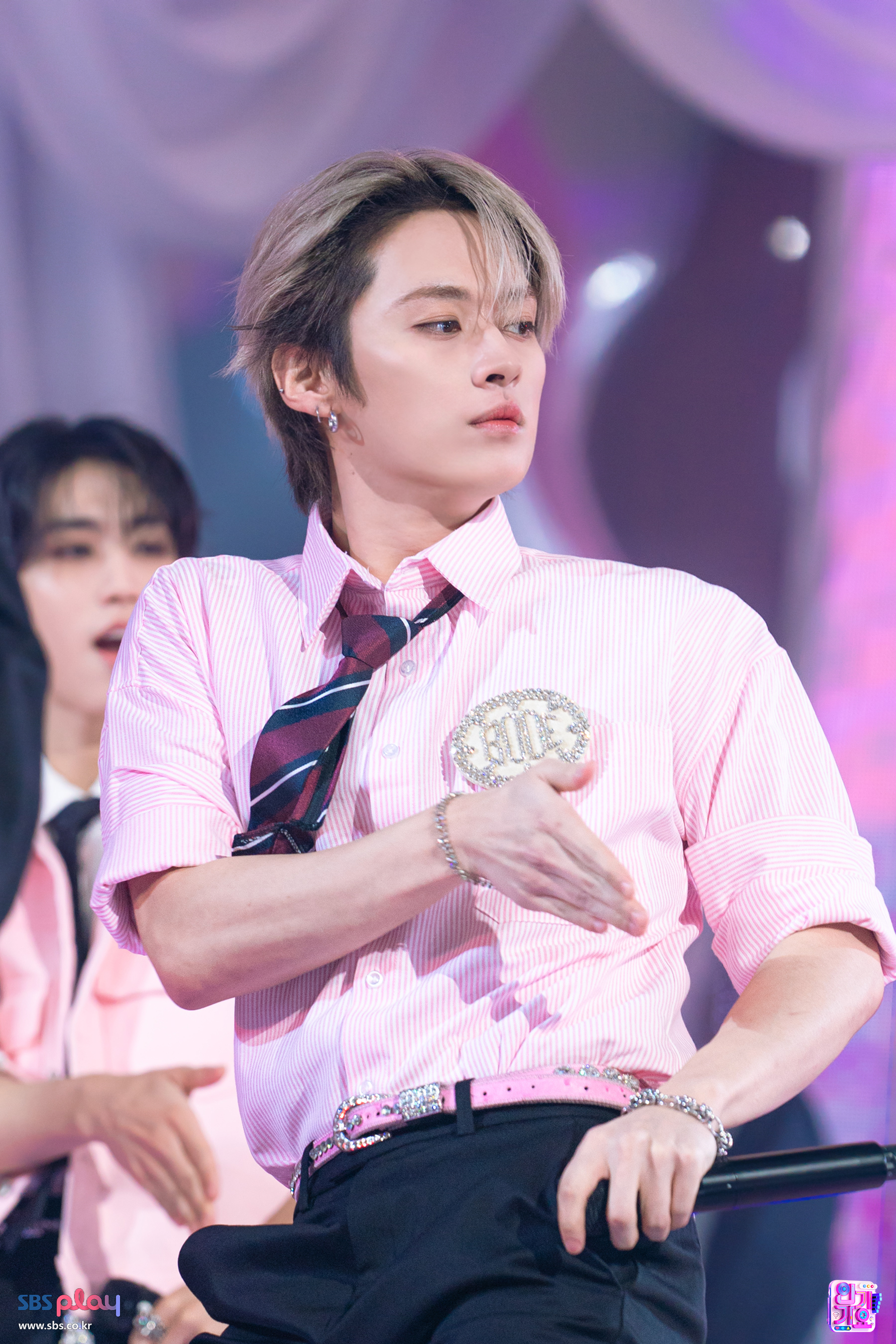 K-POP posts beloved by 리노 (Stray Kids) fans