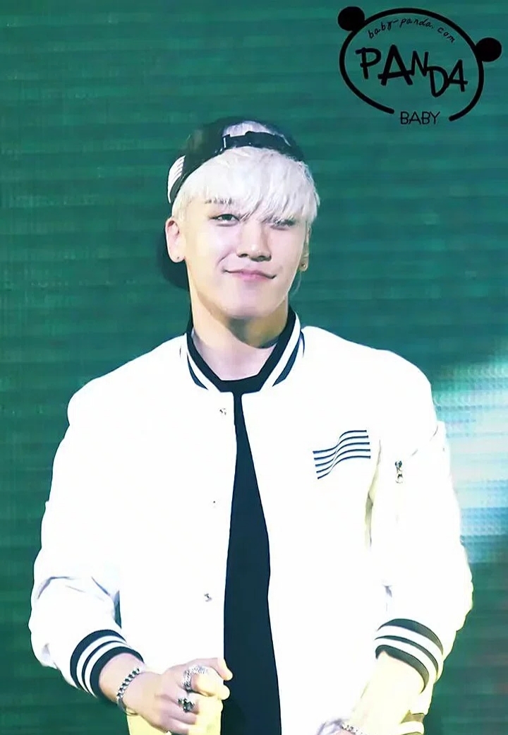 Behind-the-scenes cut of Seungri