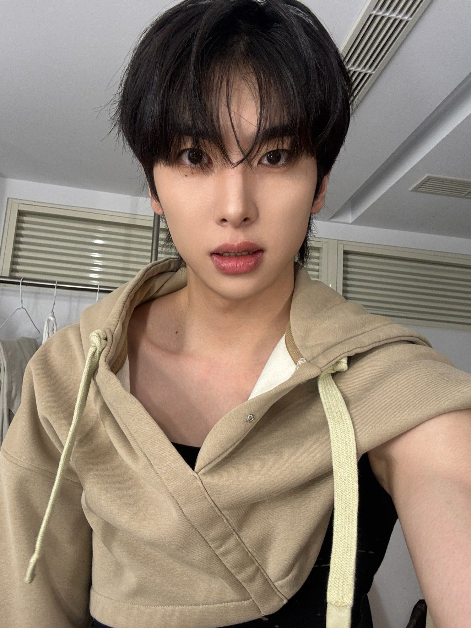 Behind-the-scenes cut of Xiao (UP10TION)