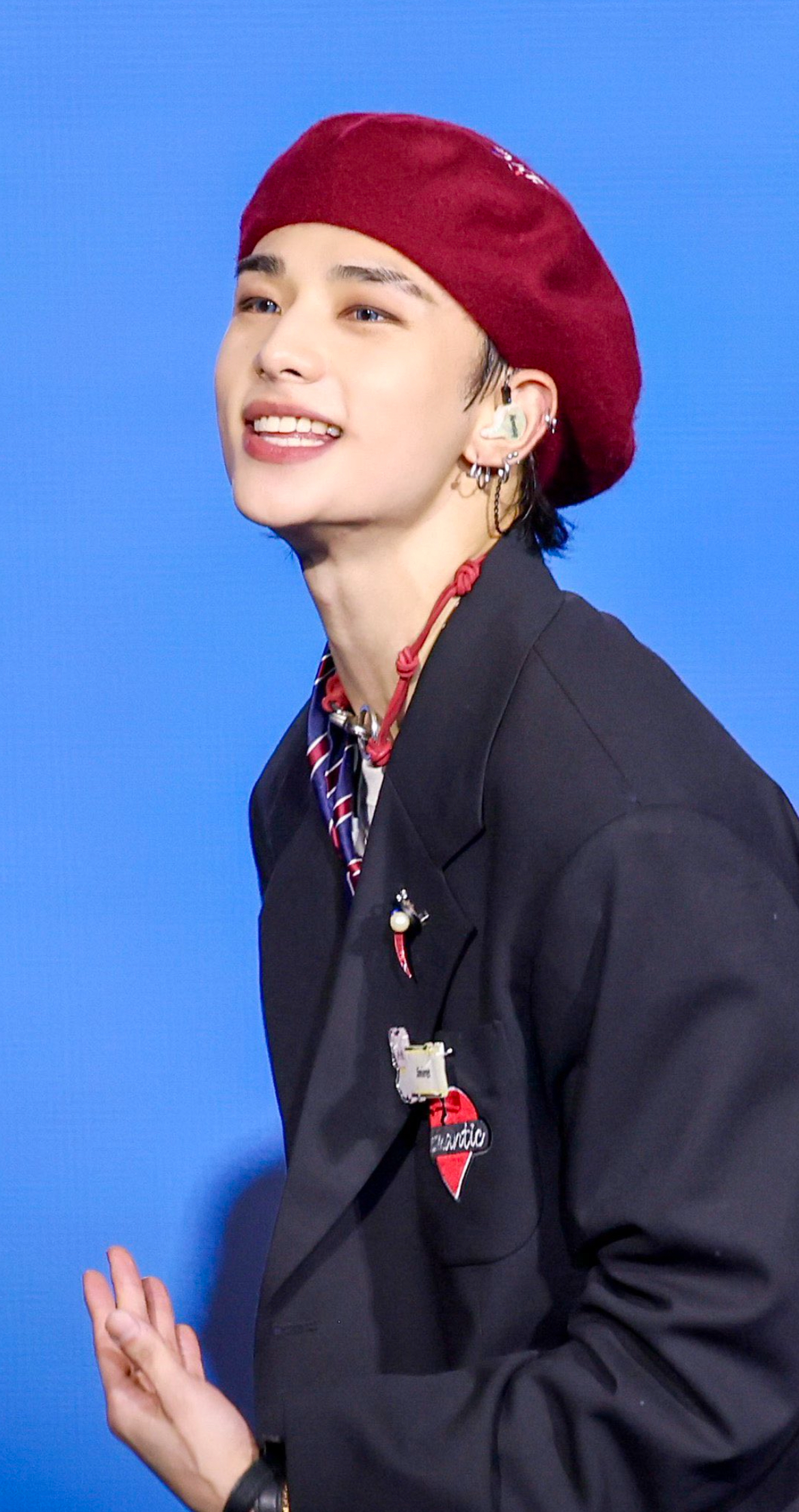 A heartfelt wallpaper shared by Hyunjin (Stray Kids)'s fans